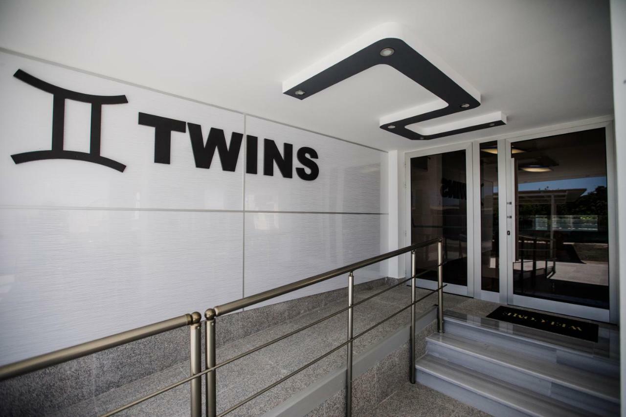 Twins Apartments 下皮尔戈斯 外观 照片