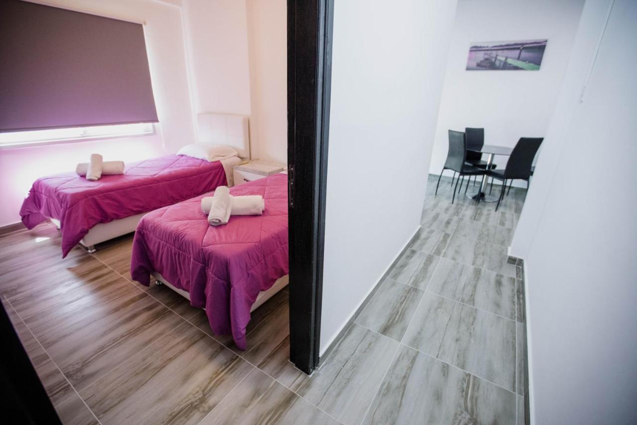 Twins Apartments 下皮尔戈斯 外观 照片